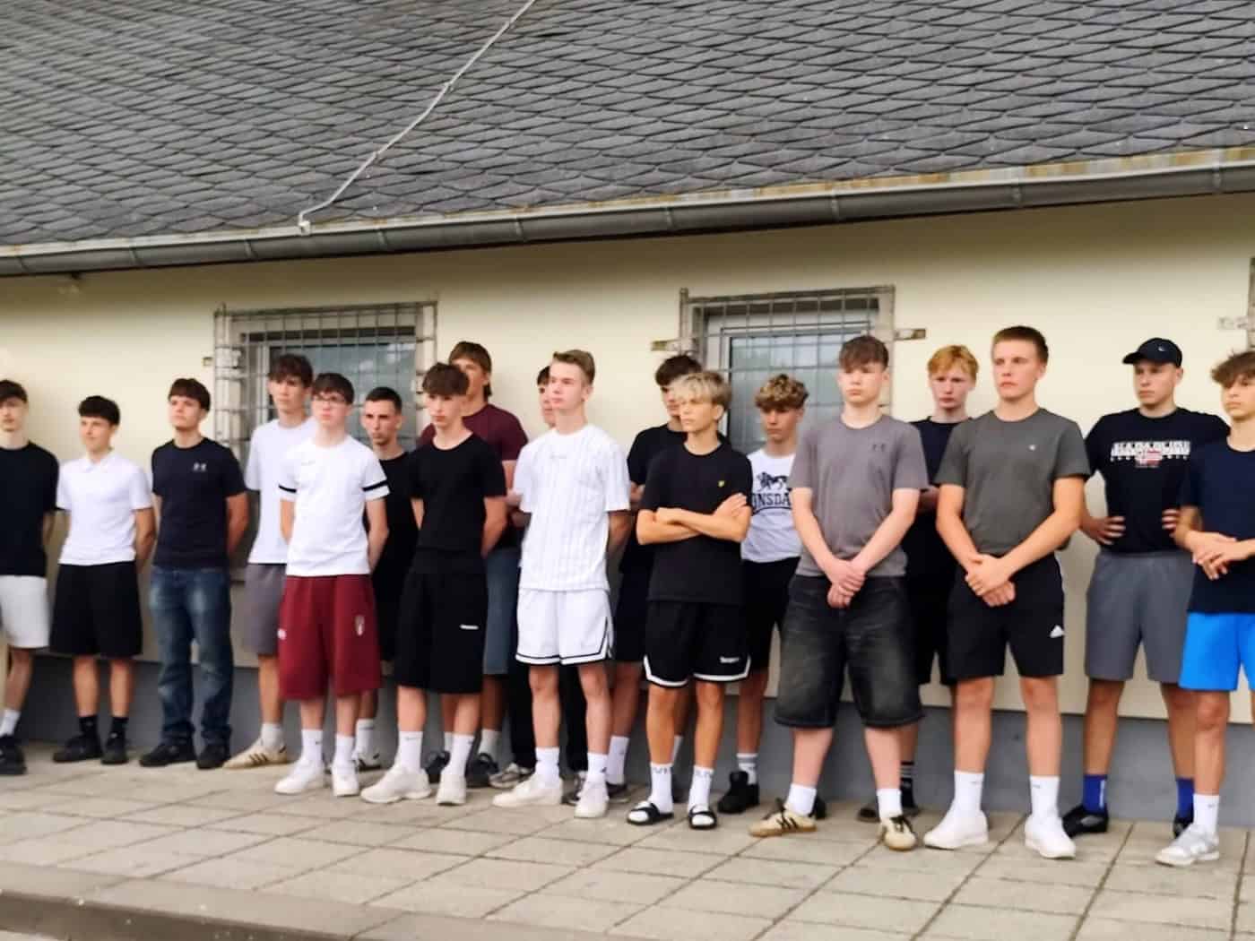 Riesa B-Junioren beenden Saison mit Aufstieg und Pokal