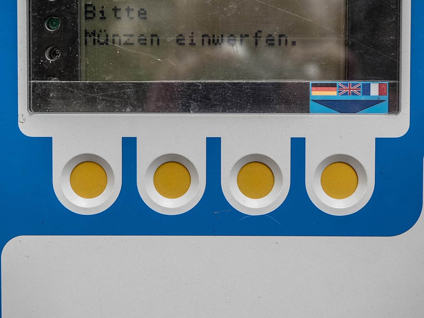 Meißen: Geldwechselautomat in Waschanlage aufgebrochen