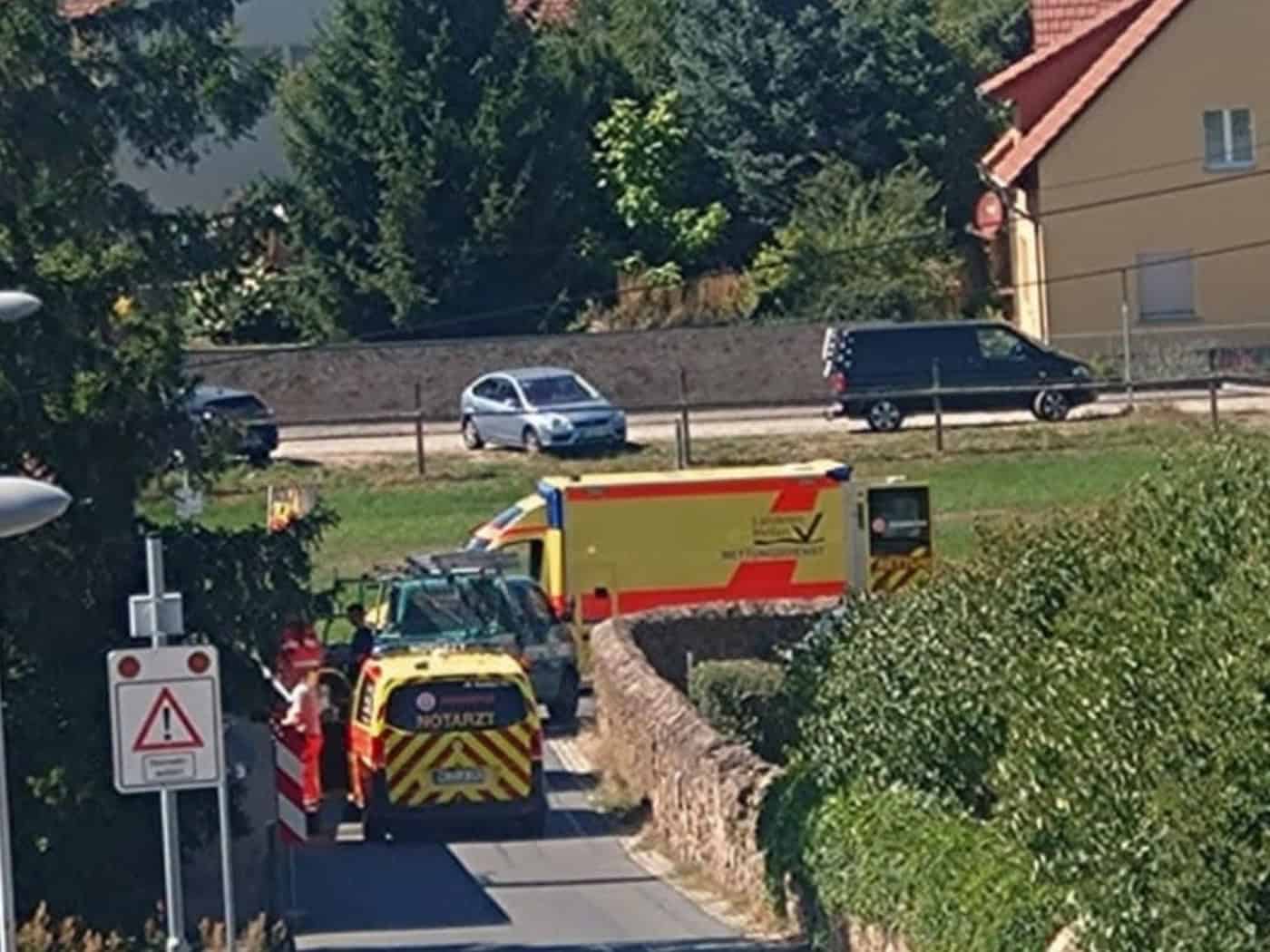Moped und Transporter in Moritzburg kollidiert