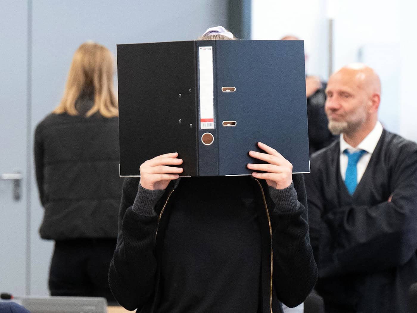 Lina E. verweigert Zeugenaussage – BGH bestätigt Beugehaft