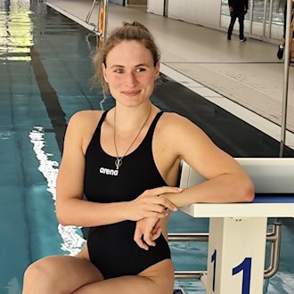 Unglaubliche Auferstehung - die besondere Geschichte von Dresdens bester Schwimmerin