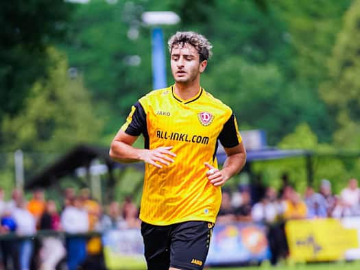 Dynamo Dresden Spieler Kaan Inanoglu bei einem Testspiel.