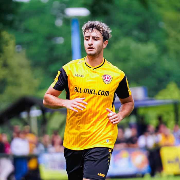 Dynamo Dresden Spieler Kaan Inanoglu bei einem Testspiel.