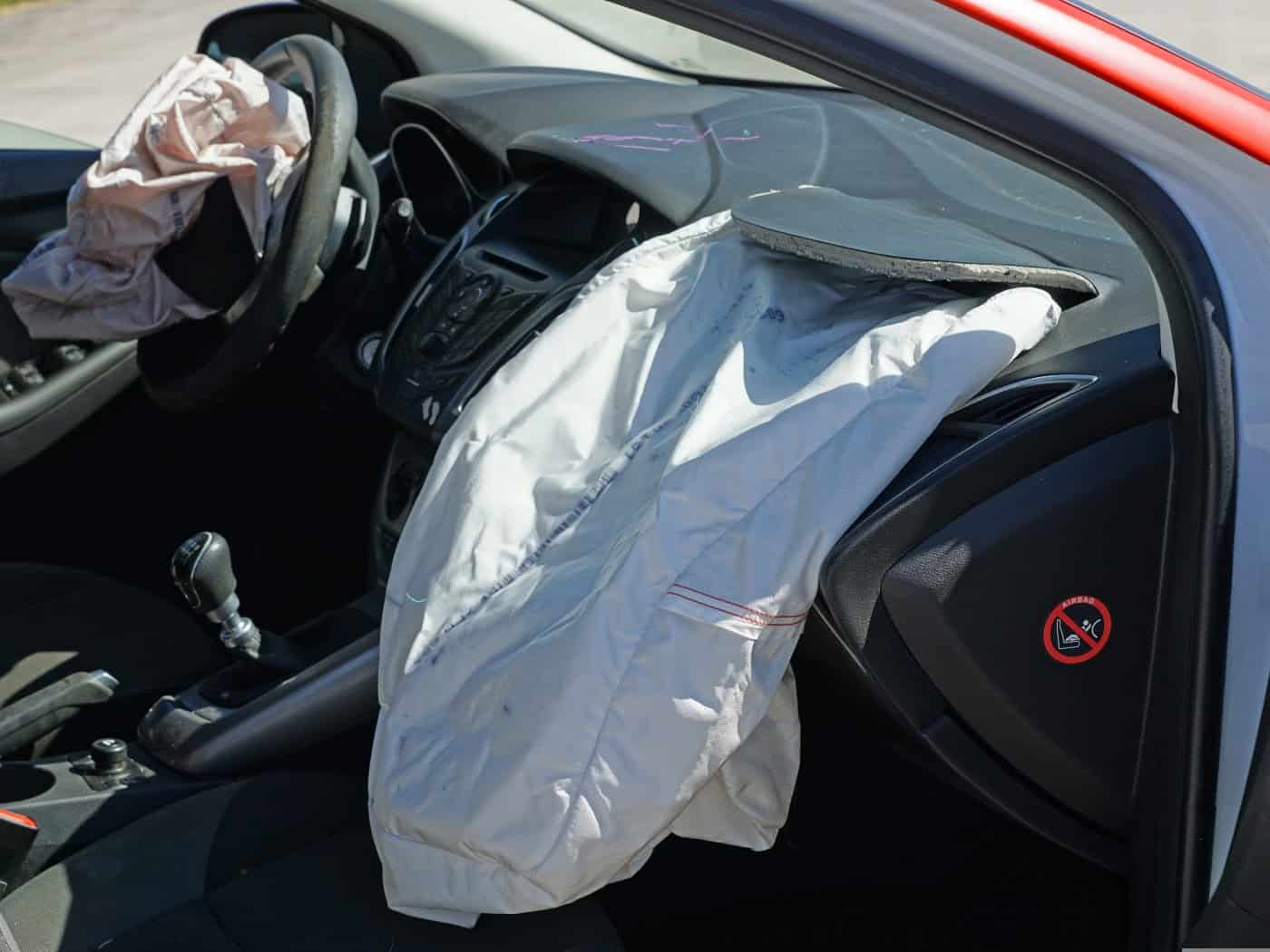 Auffahrunfall mit drei Fahrzeugen in Hoyerswerda:  Siebenjährige verletzt