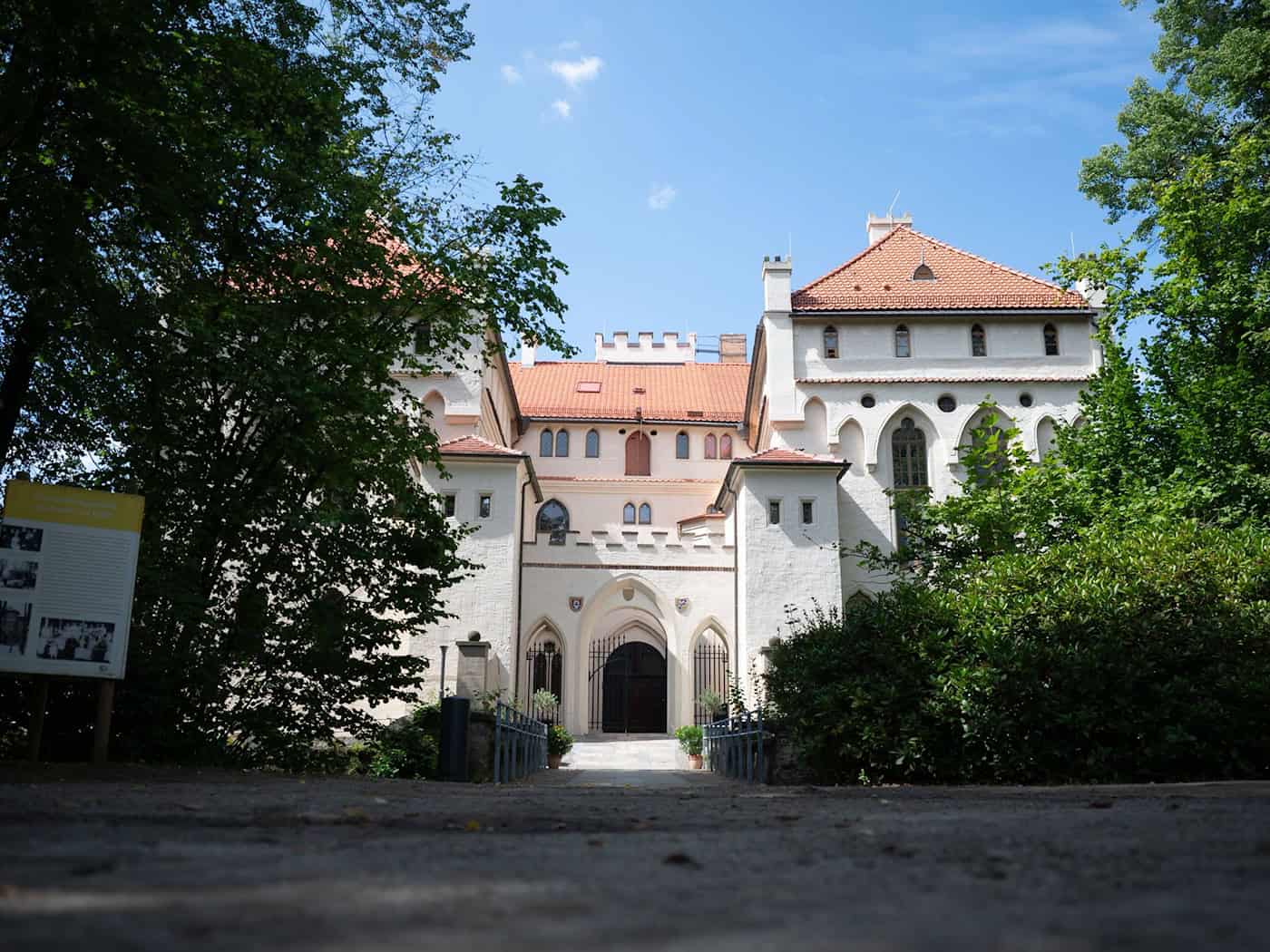 Zámek Seifersdorf byl slavnostně znovu otevřen
