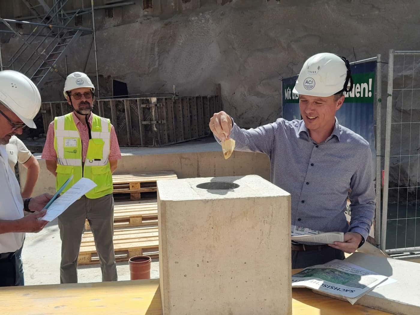 Neues Abwasserpumpwerk in Meißen: Grundsteinlegung für Millionenprojekt