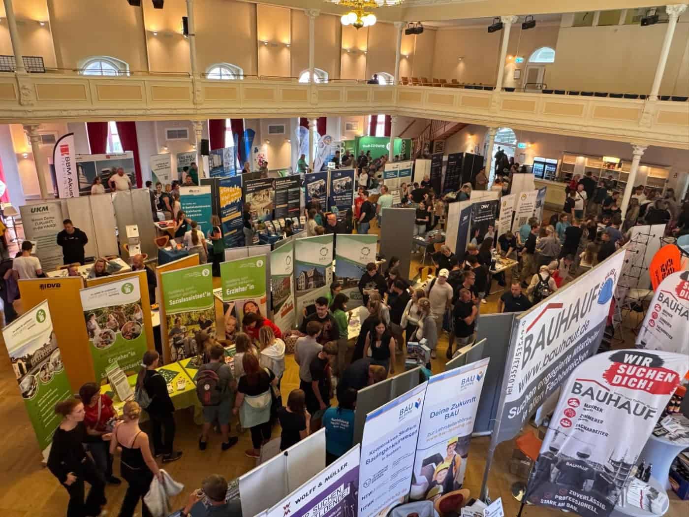 750 Besucher bei Berufs- und Studienmesse in Coswig