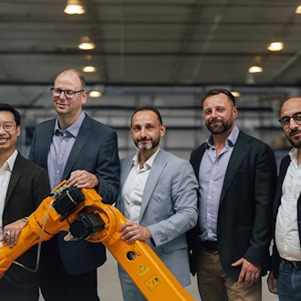 Roboterarm im Industriebereich