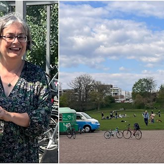 Zweigeteiltes Bild: Links steht Umweltbürgermeisterin Eva Jähnigen lächelnd mit Brille im gemusterten Oberteil und zeigt auf ein Dokument. Rechts ist der sonnige Alaunpark in Dresden mit grüner Wiese, Bäumen, parkenden Fahrrädern und Personen zu sehen.