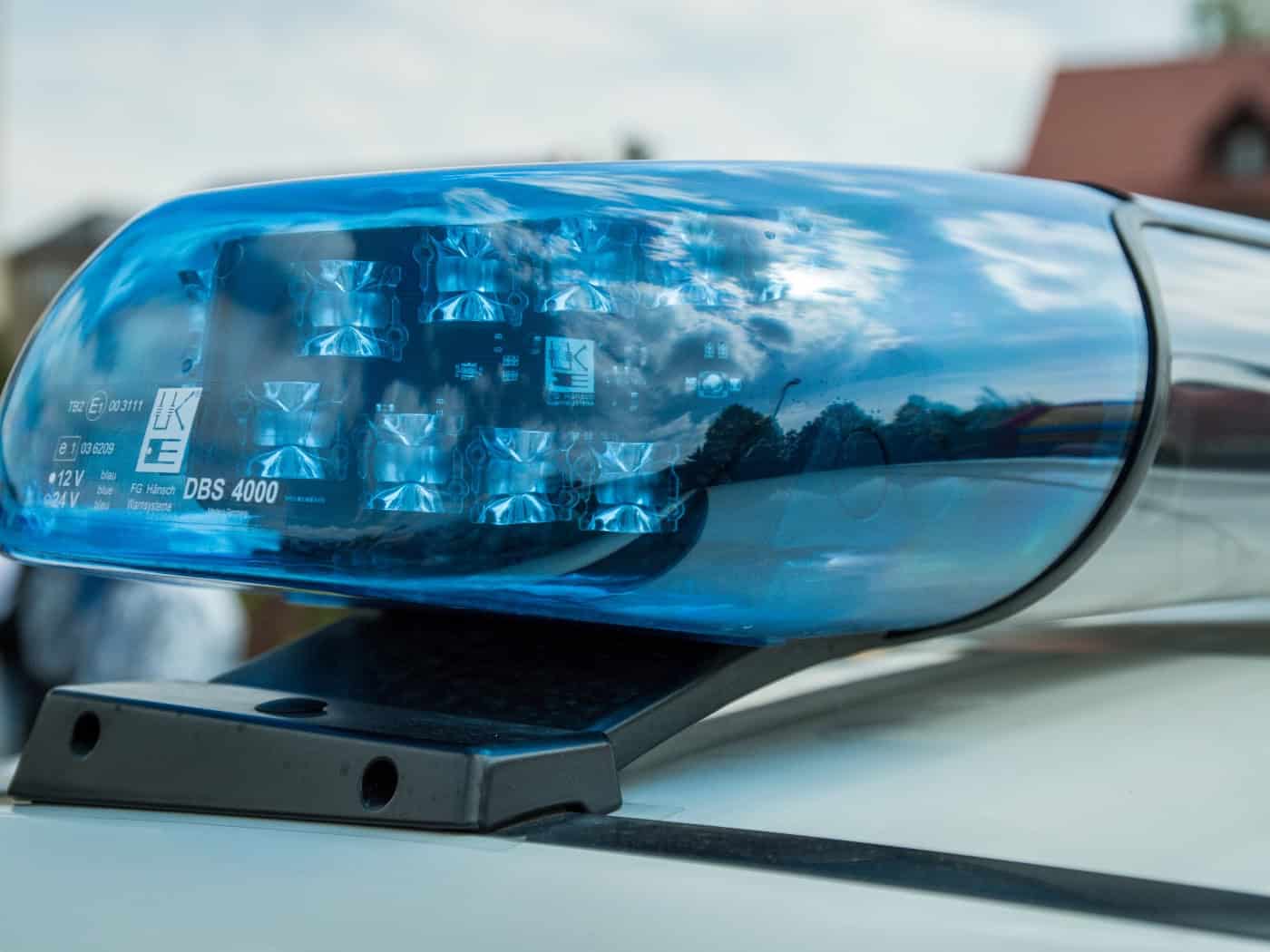 Pkw überschlägt sich nach Unfall bei Salzenforst – Zeugen gesucht