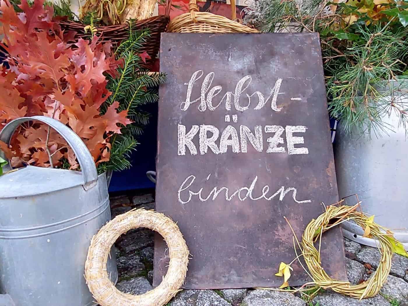 Herbstkranz-Workshop belebt den Meißner Grünmarkt
