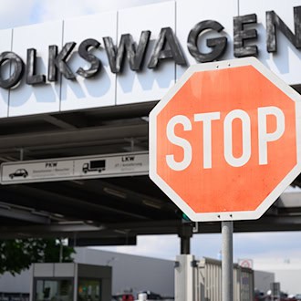 VW-Spardebatte spitzt sich zu - Werke bangen um ihre Zukunft