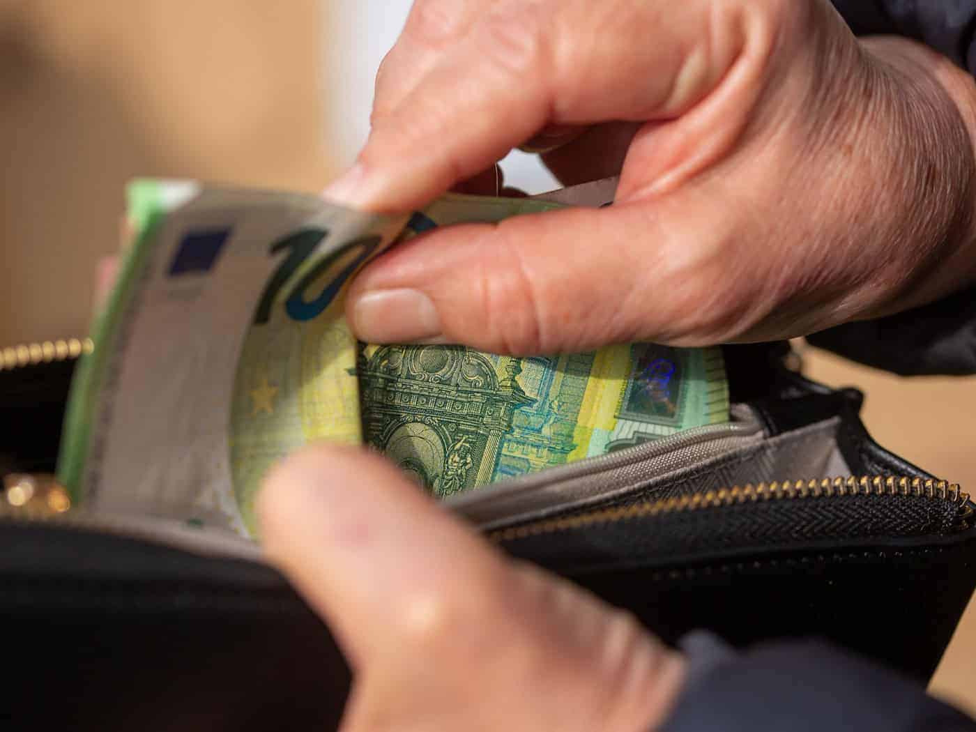 Dalše padustwa w hladarnjach - BSW žada sej škit