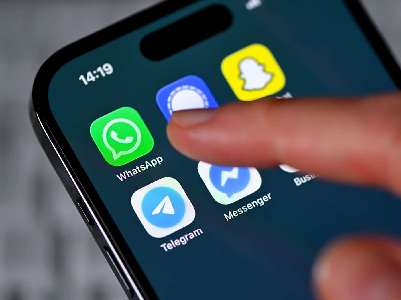Polizei warnt vor neuer Betrugsmasche bei WhatsApp