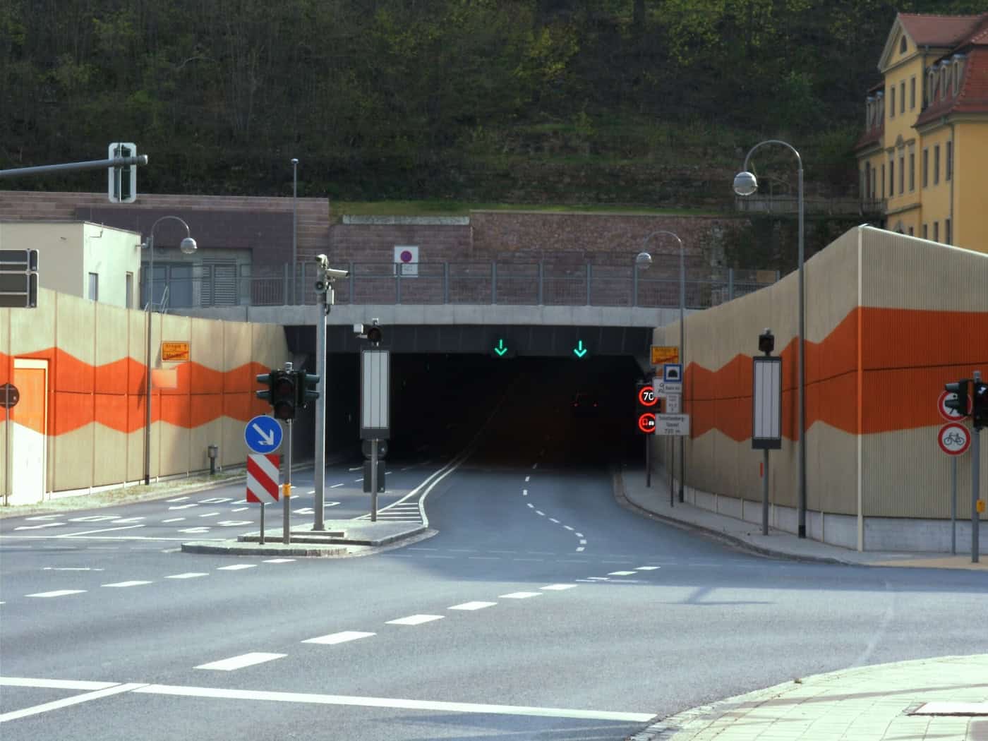 Schottenbergtunnel in Meißen wegen Störung gesperrt
