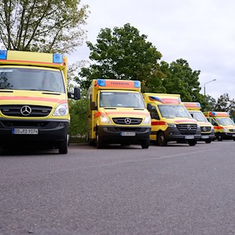 Schüler klagen über Unwohlsein - Großeinsatz in Dresden