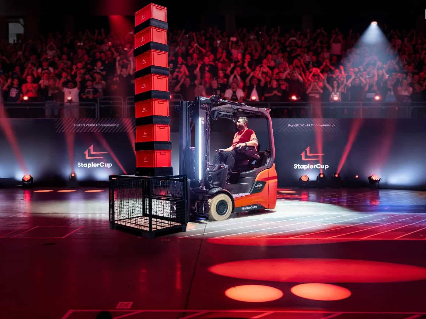 Großenhainer fährt bei StaplerCup-Finals mit
