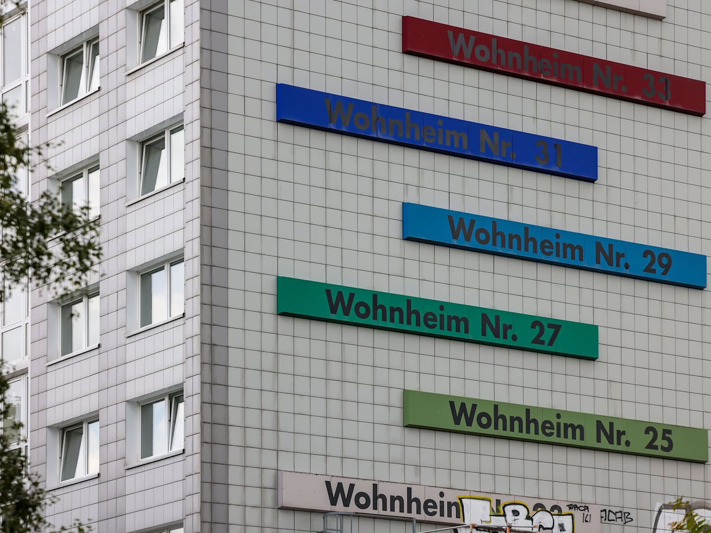 Volle Wohnheime und Wartelisten - Studierende suchen Zimmer