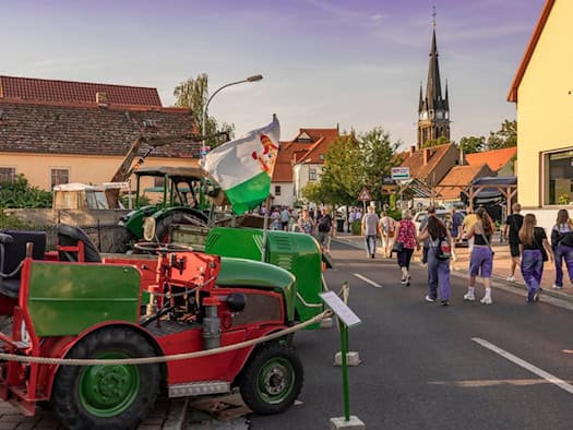 Winzerstraßenfest in Weinböhla startet die Weinsaison im Elbland