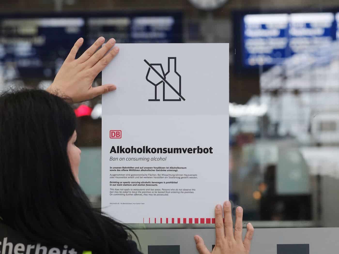 Alcohol Ban Reaches Last Train Stations in Eastern Germany