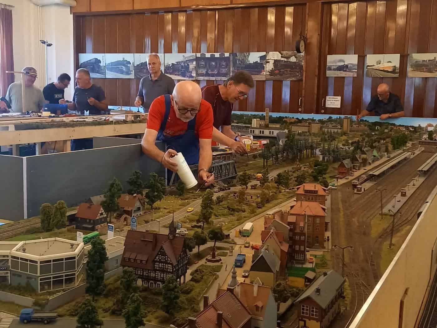 Gleis 17 – Abfahrt von Dresden in eine andere Welt