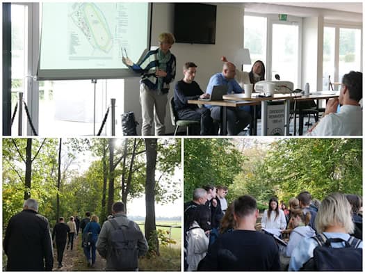 Dreiteiliges Collage-Bild: Oben präsentiert eine Frau Pläne vor einer Gruppe in einem Raum. Unten links geht eine Gruppe Architekten durch ein waldiges Areal an der Galopprennbahn, unten rechts besprechen Teilnehmer die Entwürfe im Freien.