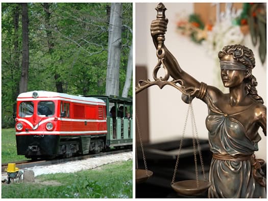 Fotocollage: Links fährt eine rot-weiße Miniatureisenbahn der Dresdner Parkeisenbahn im Park, rechts ist die Bronze-Statue der Justitia mit Waage und Augenbinde zu sehen.