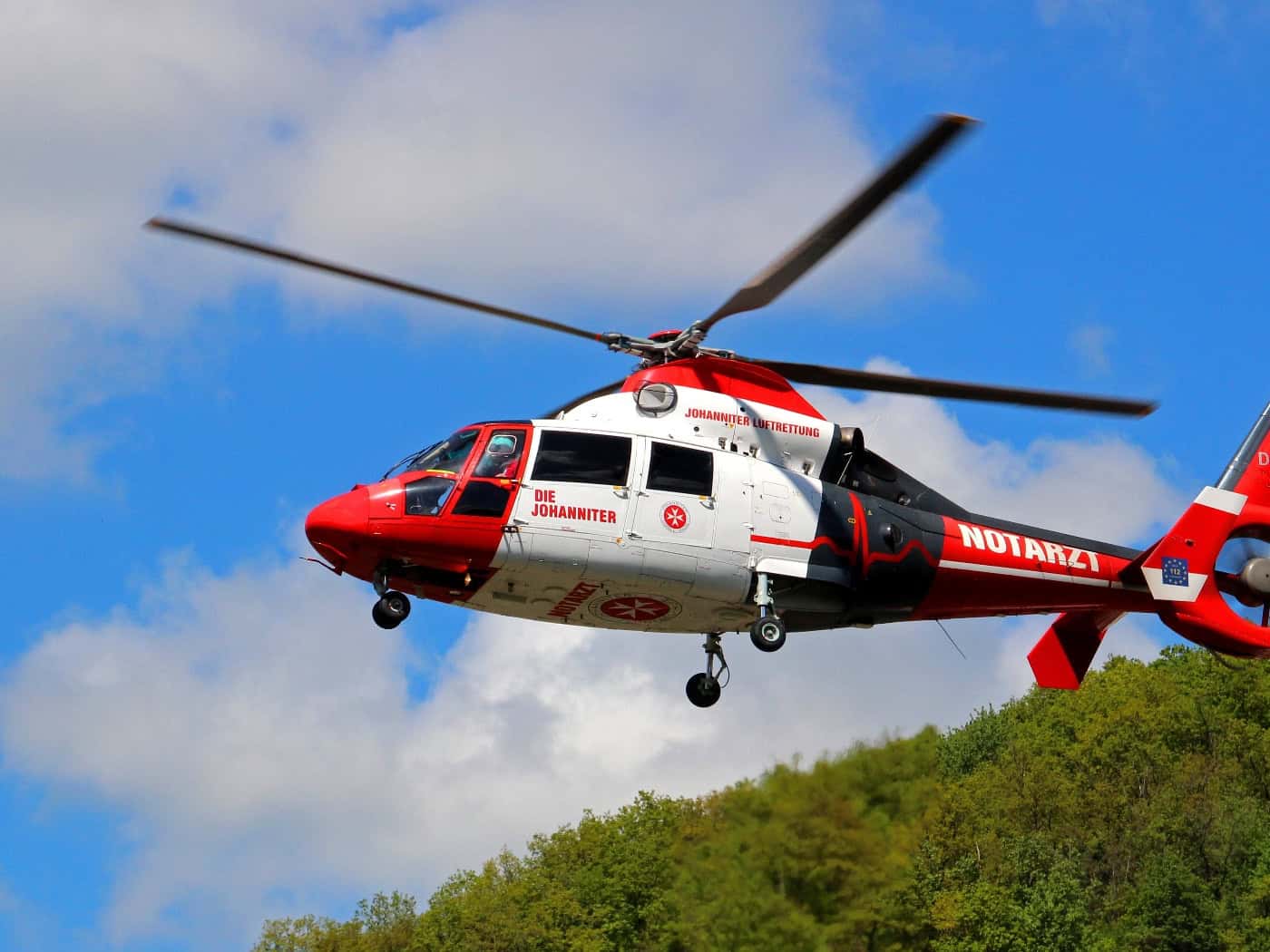 Schwerer Sturz mit Cross-Motorrad bei Wallroda: Zeugen gesucht