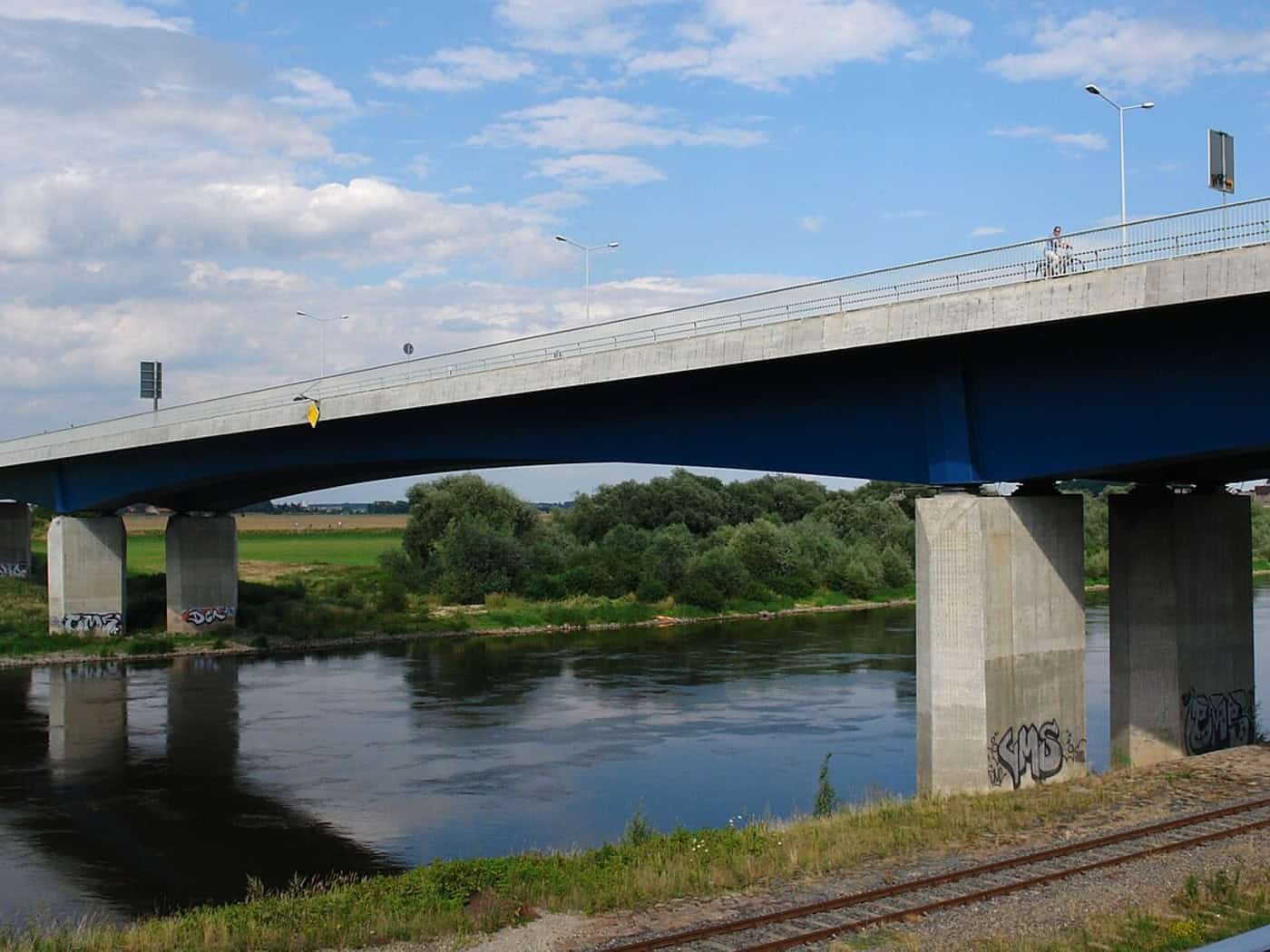 Elbbrücke in Riesa über die Elbe