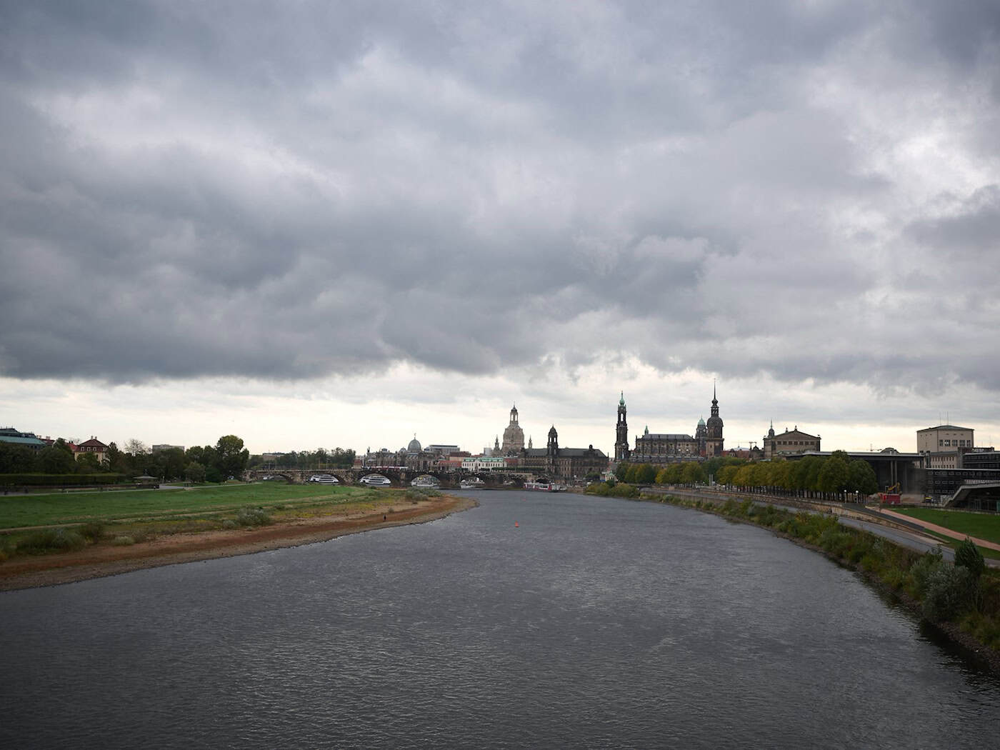 Wolken und Schauer: Herbstlicher Sonntag in Sachsen