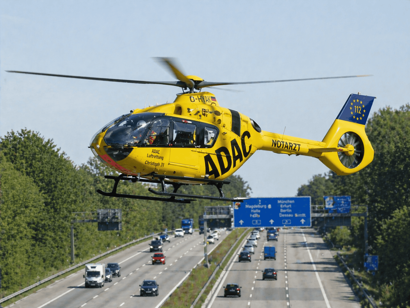 Flucht vor Kontrolle endet in Dresden mit schwerem Unfall