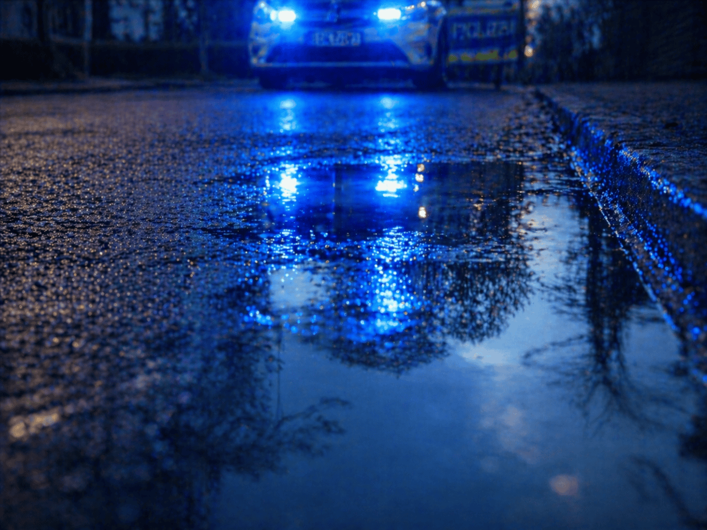 Graffiti an der B 180: Polizei stellt zwei Jugendliche in Waldenburg