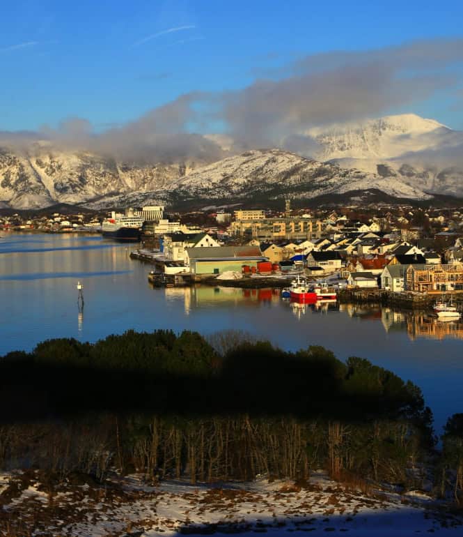 Foto zu Nordnorwegen: Kreuzfahrt zu Polarlichtern und Trollen