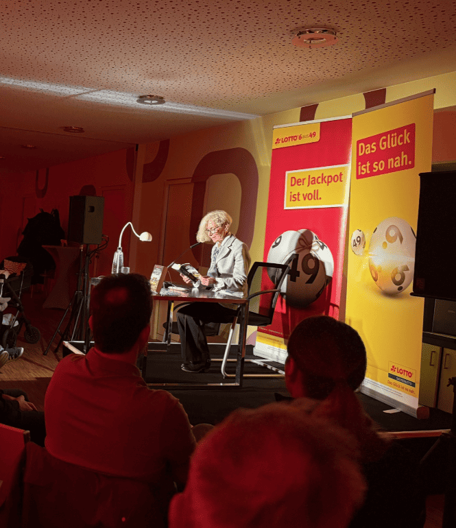 Buchmesse Besucher