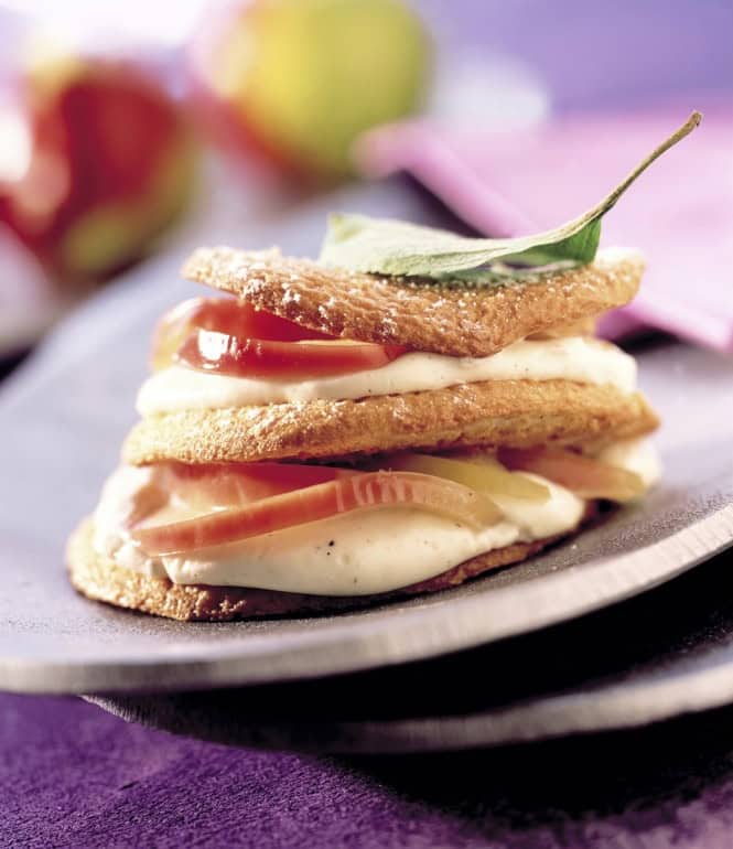 Foto zu Apfel-Biskuit-Türmchen