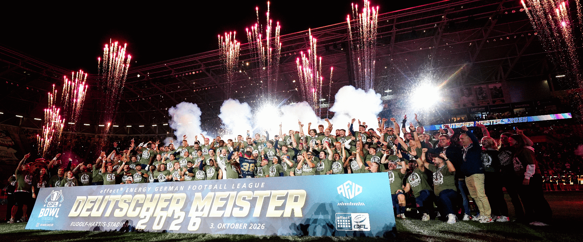 Dresden Monarchs feiern Meistertitel nach perfekter GFL-Saison und triumphieren vor mehr als 25.000 Fans im Heinz-Steyer-Stadion