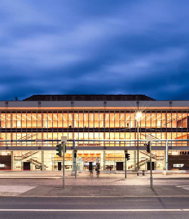 Außenansicht Kulturpalast Dresden