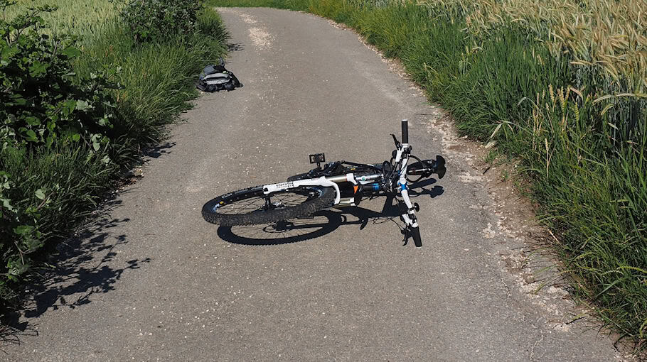 Radfahrer stürzte unter Alkoholeinfluss