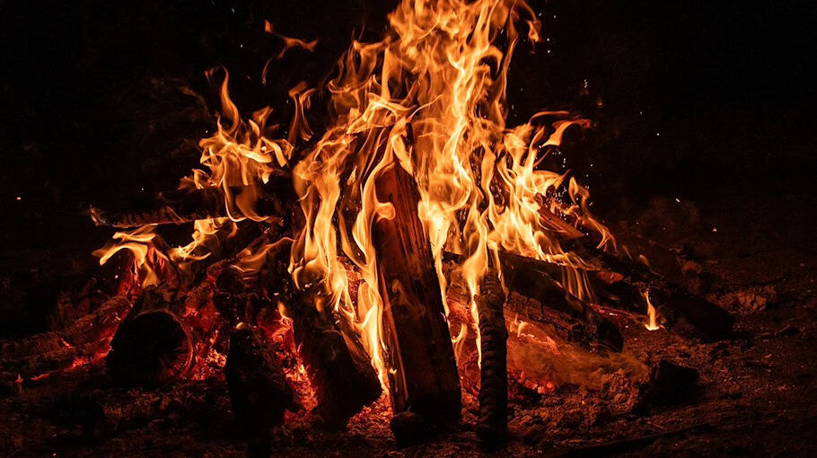 Illegales Lagerfeuer sorgte für Waldbrandgefahr - Zeugenaufruf