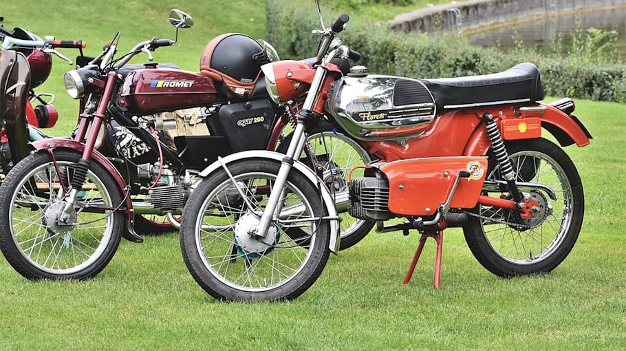 Polizei stoppt umgebautes Moped auf Dresdner Straße