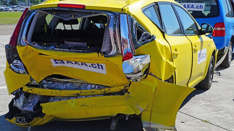 Auffahrunfall mit Sachschaden auf Lauchhammerstraße