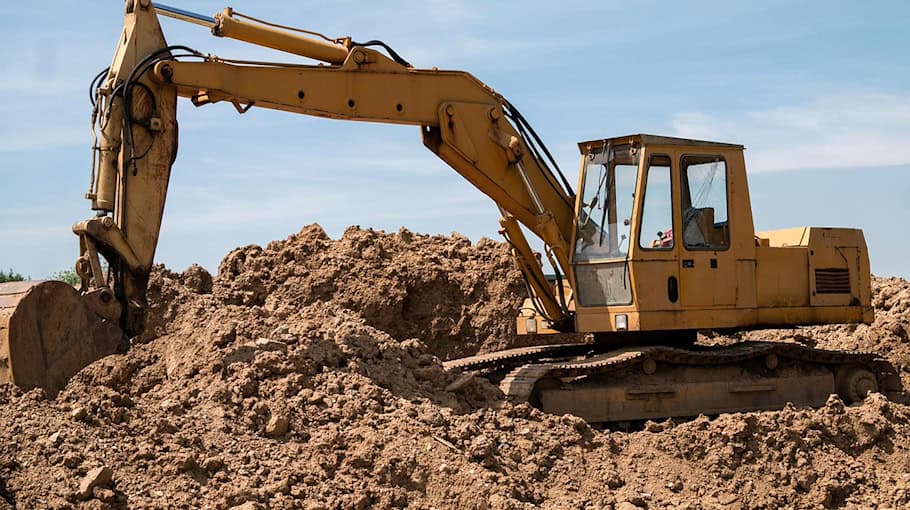 Einbrecher stehlen Arbeitsblöcke und Kabeltrommel auf Baustelle