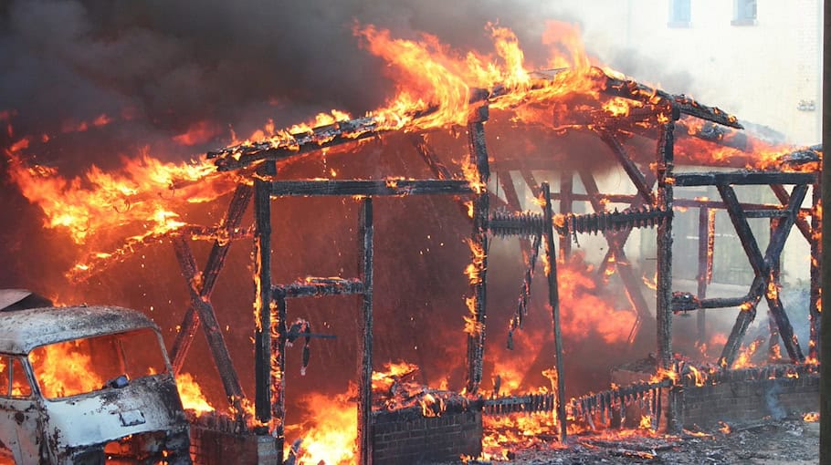 Brand in im Bau befindlichem Haus in Löbschütz