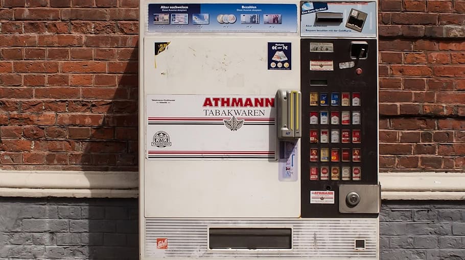 Sprengung eines Zigarettenautomaten am Markt