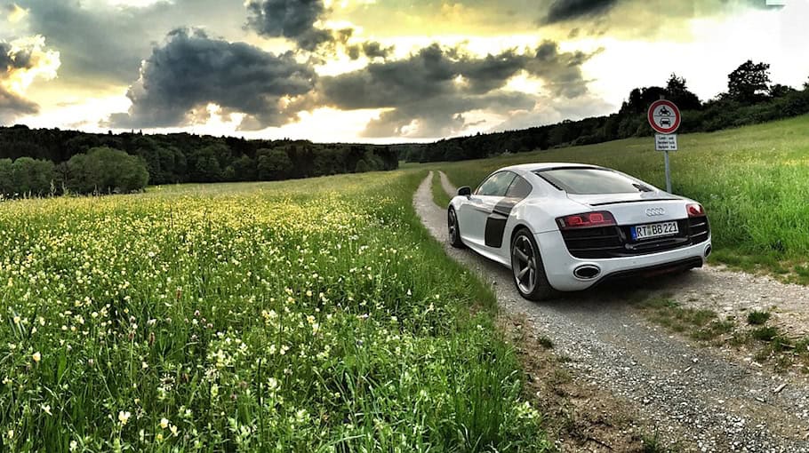 Schneller Audi-Fahrer auf Autobahn 72 geblitzt