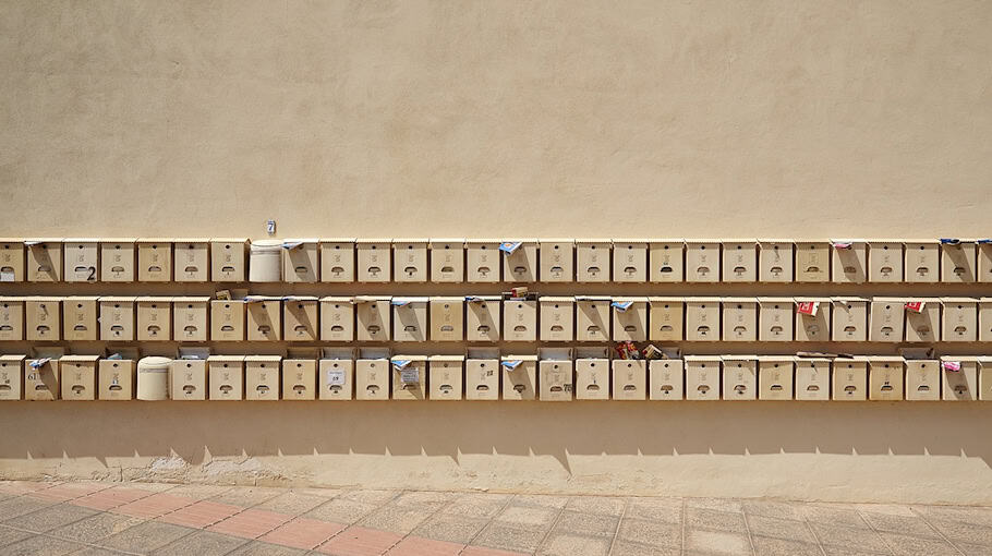 Zerstörung eines Briefkastens in Glauchau