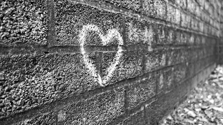 Vandalismus in Oelsnitz: Sporthallen beschmiert