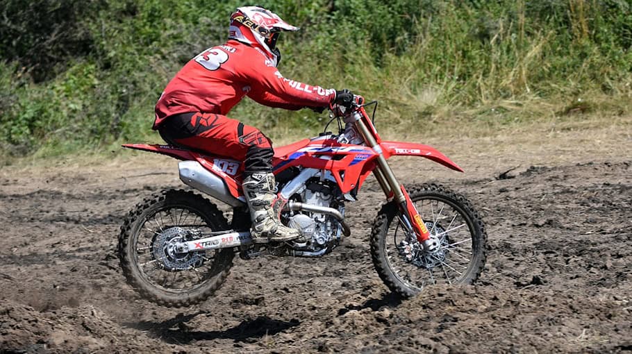 Motorraddiebstahl in der Comeniusstraße