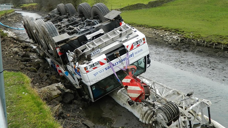 Unfall mit Blechschaden in Schedewitz