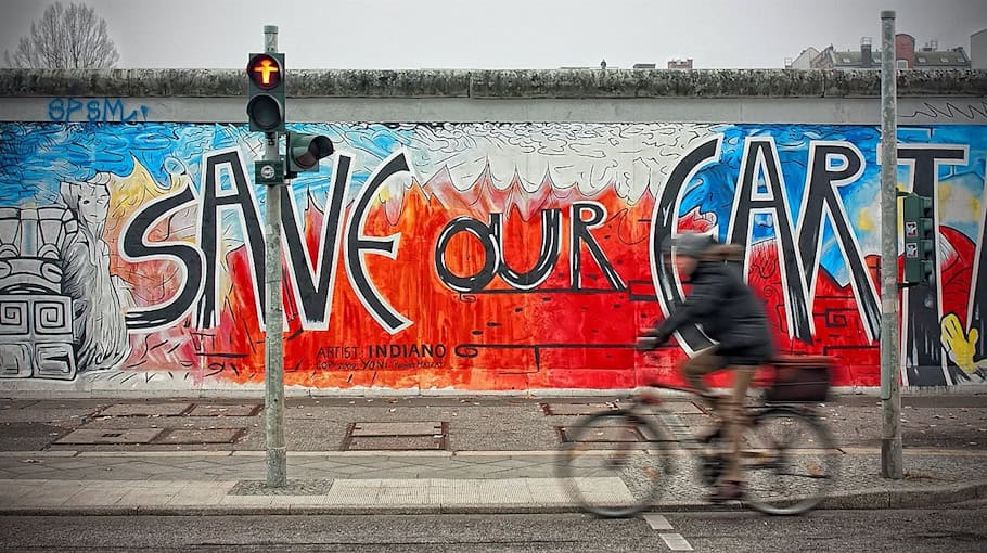 Graffiti im Kanal am Poetenweg